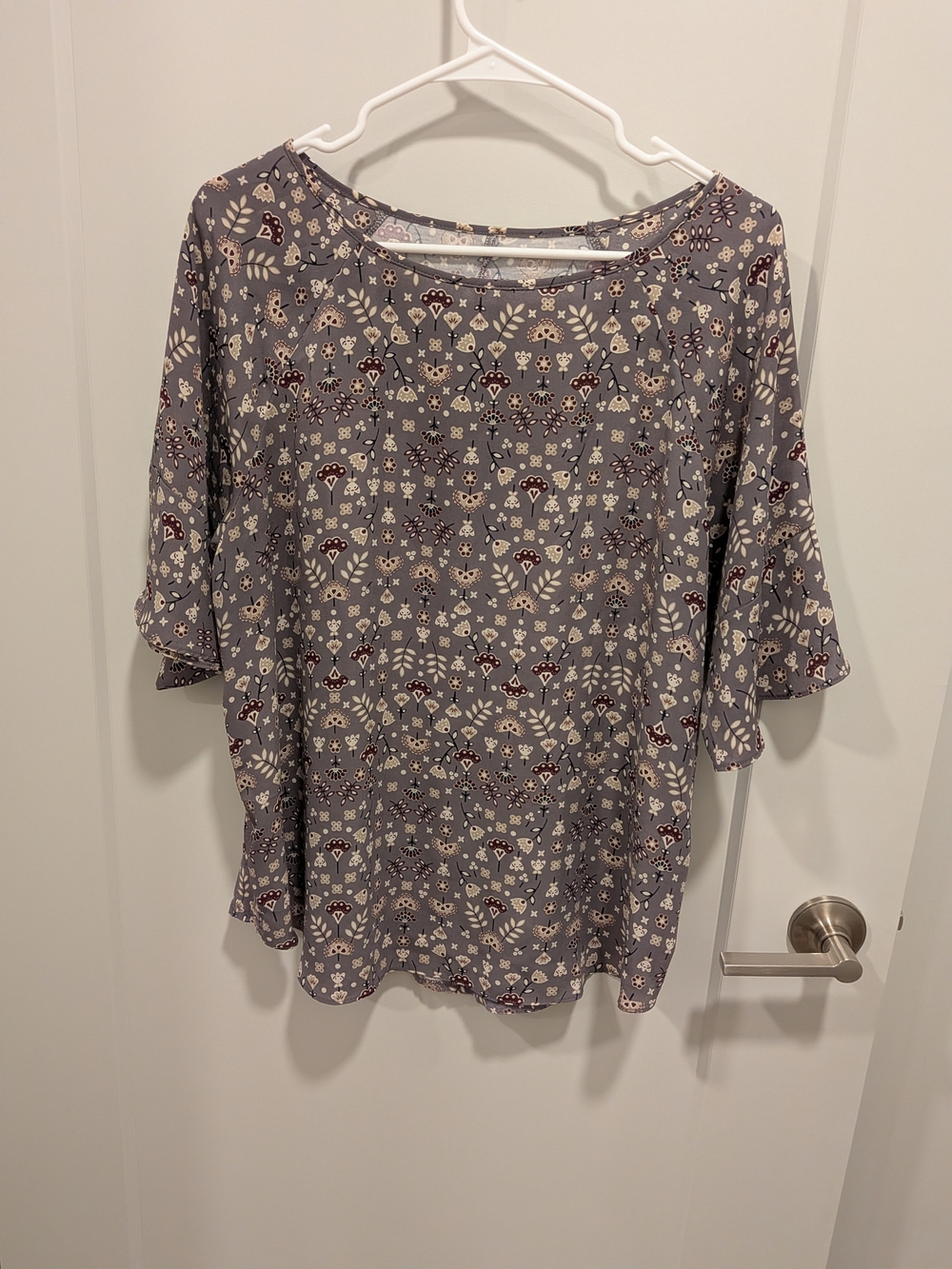 LOFT Gray Floral Peasant Blouse with Cream and Burgundy Accents